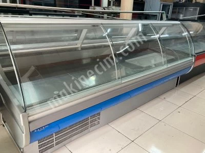 3 Meter Nurdil Brand Butcher and Deli Cabinet