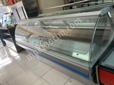 3 Meter Nurdil Brand Butcher and Deli Cabinet