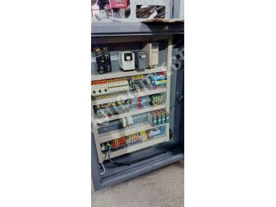 Baharat ve Ozlu Ürünler Paketleme Makinası (Quadro)