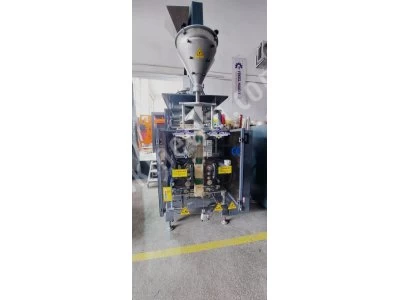 Baharat ve Ozlu Ürünler Paketleme Makinası (Quadro)