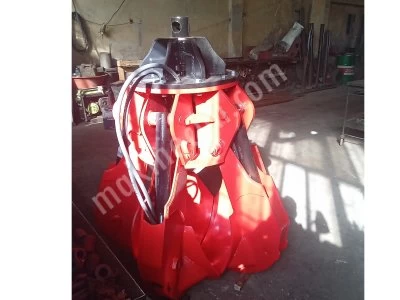Scrap Octopus Polyp Excavator Attachment Production
