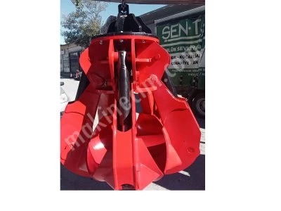 Scrap Octopus Polyp Excavator Attachment Production