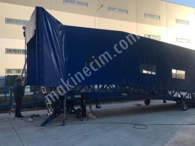 Mobile Ramp With Awning (Covered Top)