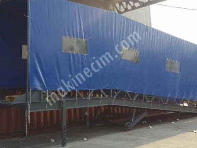 Mobile Ramp With Awning (Covered Top)