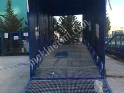 Mobile Ramp With Awning (Covered Top)