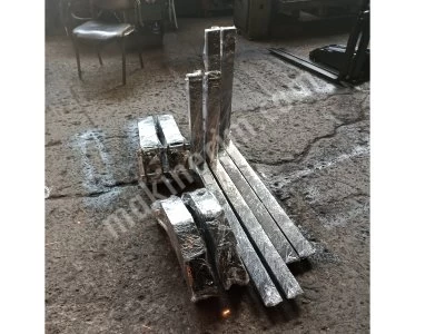 Traktör Kepçe Bekoloder Kepçe Forklift Çatal Ayağı