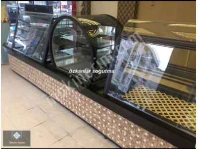 Yaş Pasta Kuru Pasta Poğaça Börek Tatlı Simit Börek Dolabı