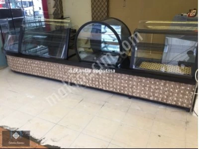 Yaş Pasta Kuru Pasta Poğaça Börek Tatlı Simit Börek Dolabı