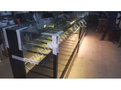 Kuruyemiş Dolabı ve Lokumluk Çerez Dolabı