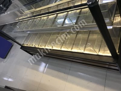 Kuruyemiş Dolabı ve Lokumluk Çerez Dolabı