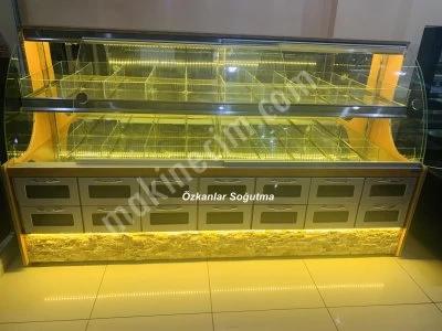 Kuruyemiş Dolabı ve Lokumluk Çerez Dolabı