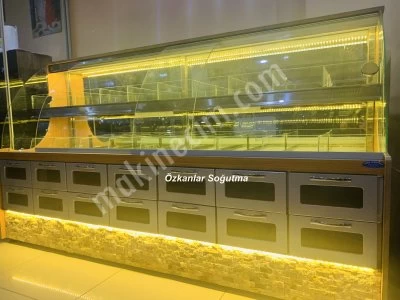 Kuruyemiş Dolabı ve Lokumluk Çerez Dolabı