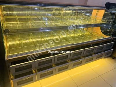 Kuruyemiş Dolabı ve Lokumluk Çerez Dolabı