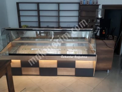 Kuruyemiş Dolabı ve Lokumluk Çerez Dolabı