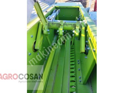 Saquare Baler