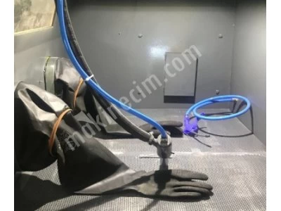Vacuum SandblastIng CabInet MachIne