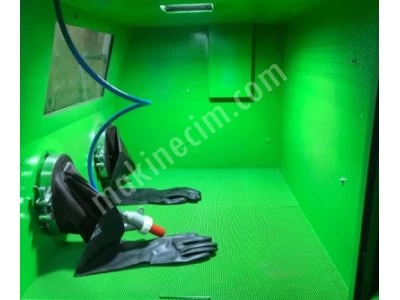Vacuum SandblastIng CabInet MachIne