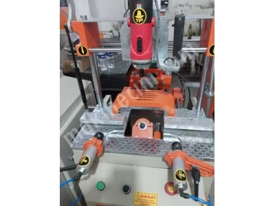 Pvc Su Tahliyeli Üçlü Kolyeri Delme Makinası