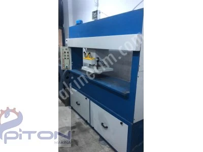 Traveling Head Cutting Press Machine Very Clean Opportunity Not To Be Missed!