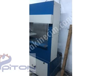 Traveling Head Cutting Press Machine Very Clean Opportunity Not To Be Missed!