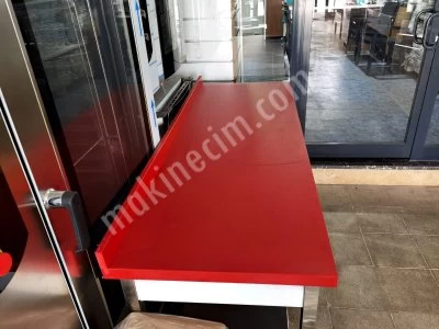 Kırmızı Polyemitli Çalışma Tezgahı Taban Raflı