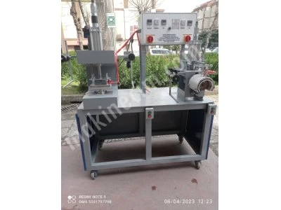 Gold Stamping Machine On Round Caps