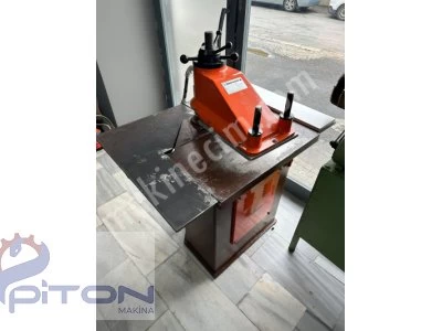 Kesim Presi 16 Ton Duran Marka 220V İle Çalışmaktadır