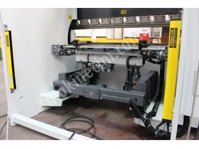 Hilalsan 2 Metre 80 Ton Cnc Abkant Pres