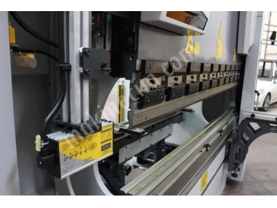 Hilalsan 2 Metre 80 Ton Cnc Abkant Pres