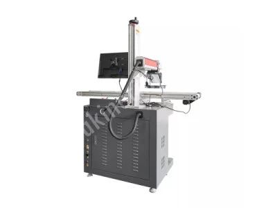 50W Konveyörlü Sistem Otomatik Pozisyonlamalı Masalı Bilgisayarlı Fiber Lazer Markalama Makinesi