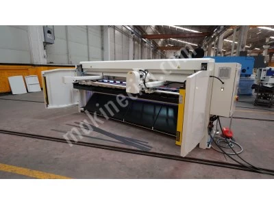 Hilalsan 3 Metre 4Mm Redüktörlü Giyotin Makas