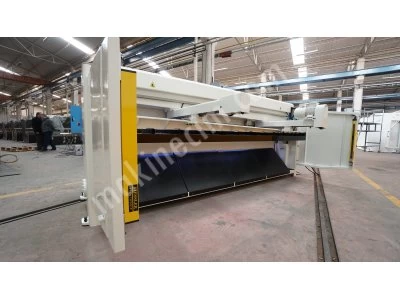 Hilalsan 3 Metre 4Mm Redüktörlü Giyotin Makas