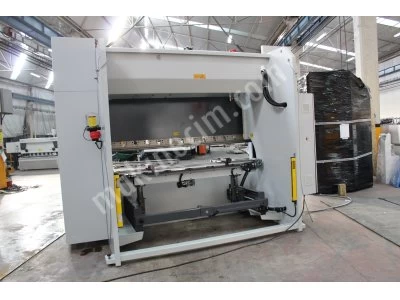 Hilalsan 3 Metre 175 Ton Cnc Abkant Pres