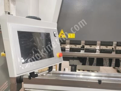 Hilalsan 4 Metre 200 Ton 4 Eksen Cnc Abkant Pres