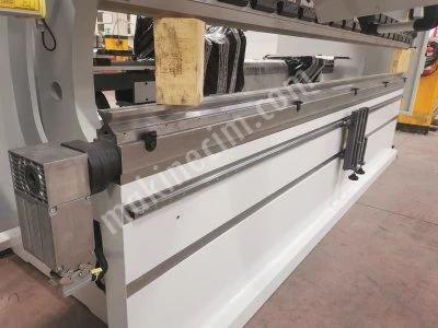 Hilalsan 4 Metre 200 Ton 4 Eksen Cnc Abkant Pres