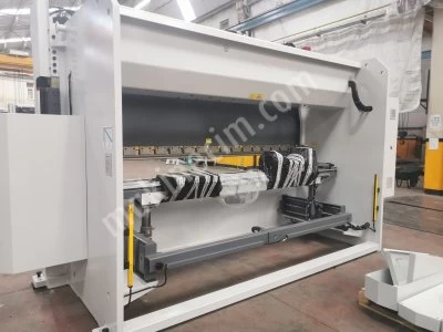 Hilalsan 4 Metre 200 Ton 4 Eksen Cnc Abkant Pres