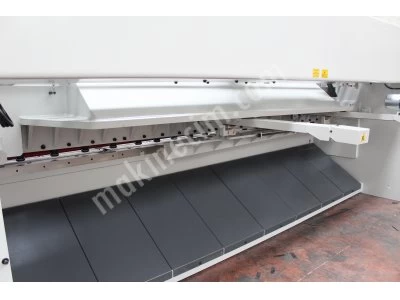 4 Metre 10Mm Cnc Hidrolik Açı Ayarlı Giyotin Makas