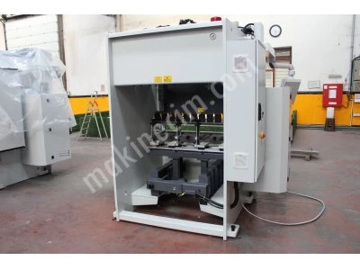 Hilalsan 1,5 Metre 70 Ton Cnc Abkant Pres