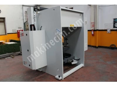 Hilalsan 1,5 Metre 70 Ton Cnc Abkant Pres