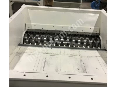 80Lik Shredder Parçalayıcı Başaran Makina