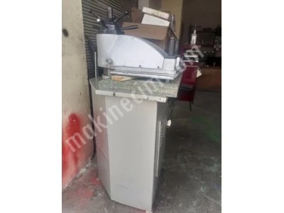 Hidrolik Kesim Presi Güven Marka Kumaş Deri Kağıt Karton Kesim Presi