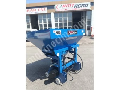 600 Lt Tek Diskli Gübre Serpme Makinesi