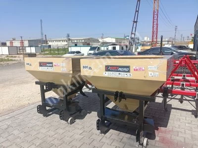 800 Lt Tek Diskli Gübre Serpme Makinesi