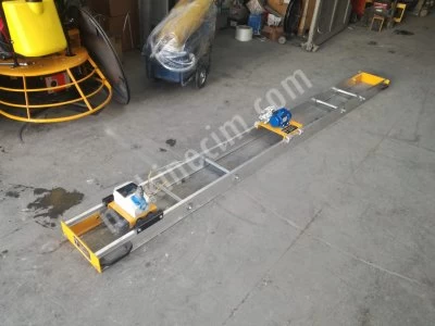 Çift Çubuklu Elektrikli Vibratörlü Beton Mastarı