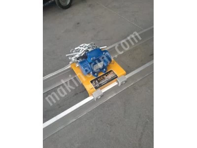 Çift Çubuklu Elektrikli Vibratörlü Beton Mastarı