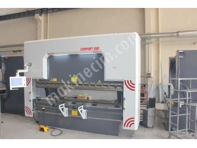 Confort 3100Mm 220 Ton 6 Eksen Linda Machine Abkant Pres