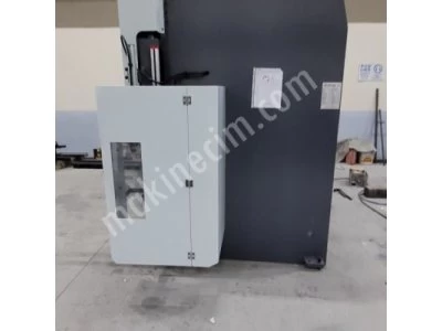 Confort 2600Mm 100 Ton 3 Eksen Linda Machine Abkant Pres