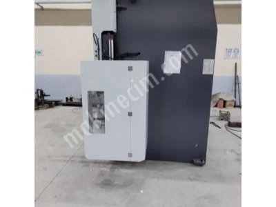 Confort 2600Mm 100 Ton 3 Eksen Linda Machine Abkant Pres