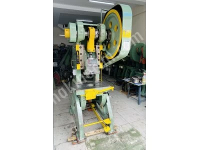 Dirinler 30 Ton Eksantrik Pres