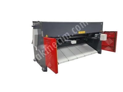 Ums Pro 3006 Cnc Hidrolik Giyotin Makas ( Açı Ayarlı)